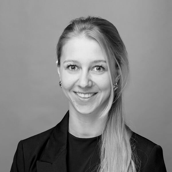 Portrait_Romy_Elwert