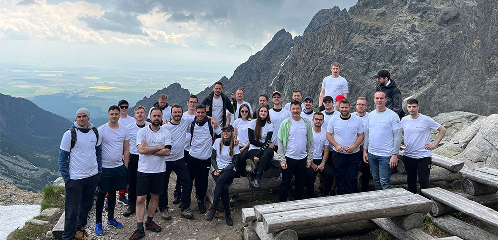 natuvion-slovakia-team_1000x482